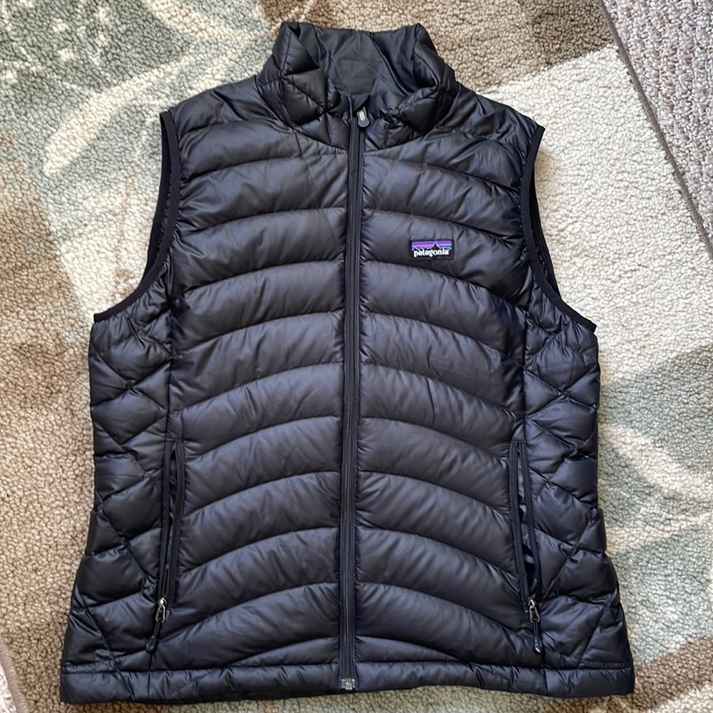 patagonia puffer vest